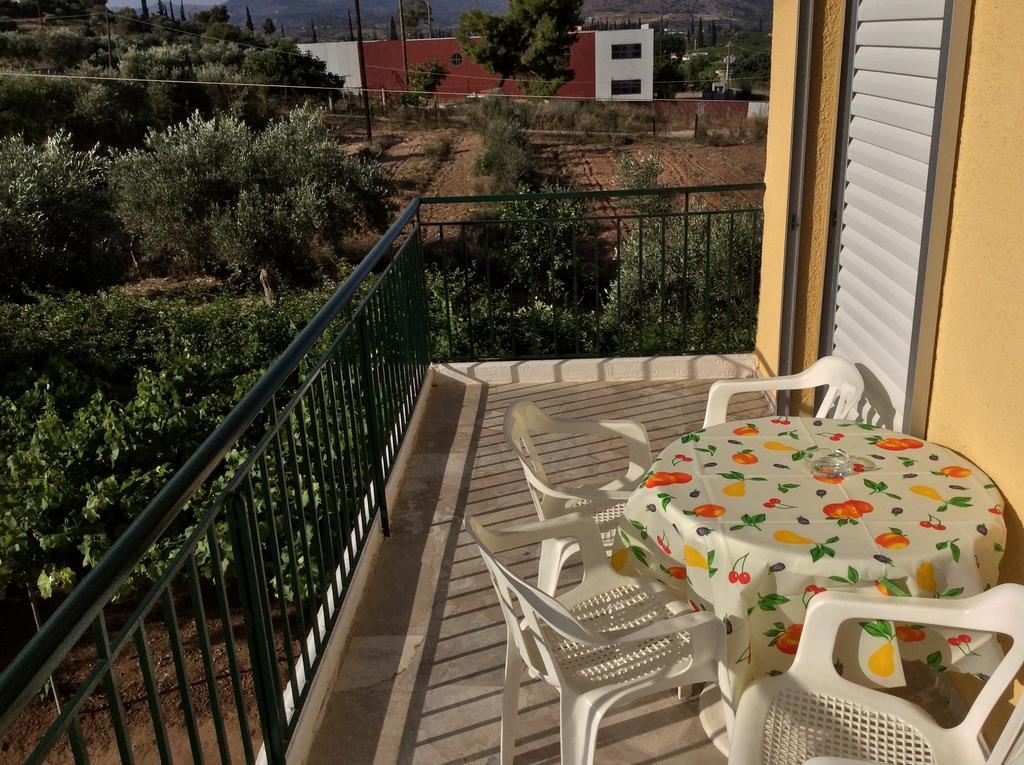 Apartments Rania Tolón Pokoj fotografie